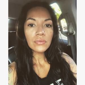 Meet your Posher, Zenia